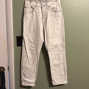 White Levi’s 501 Jeans